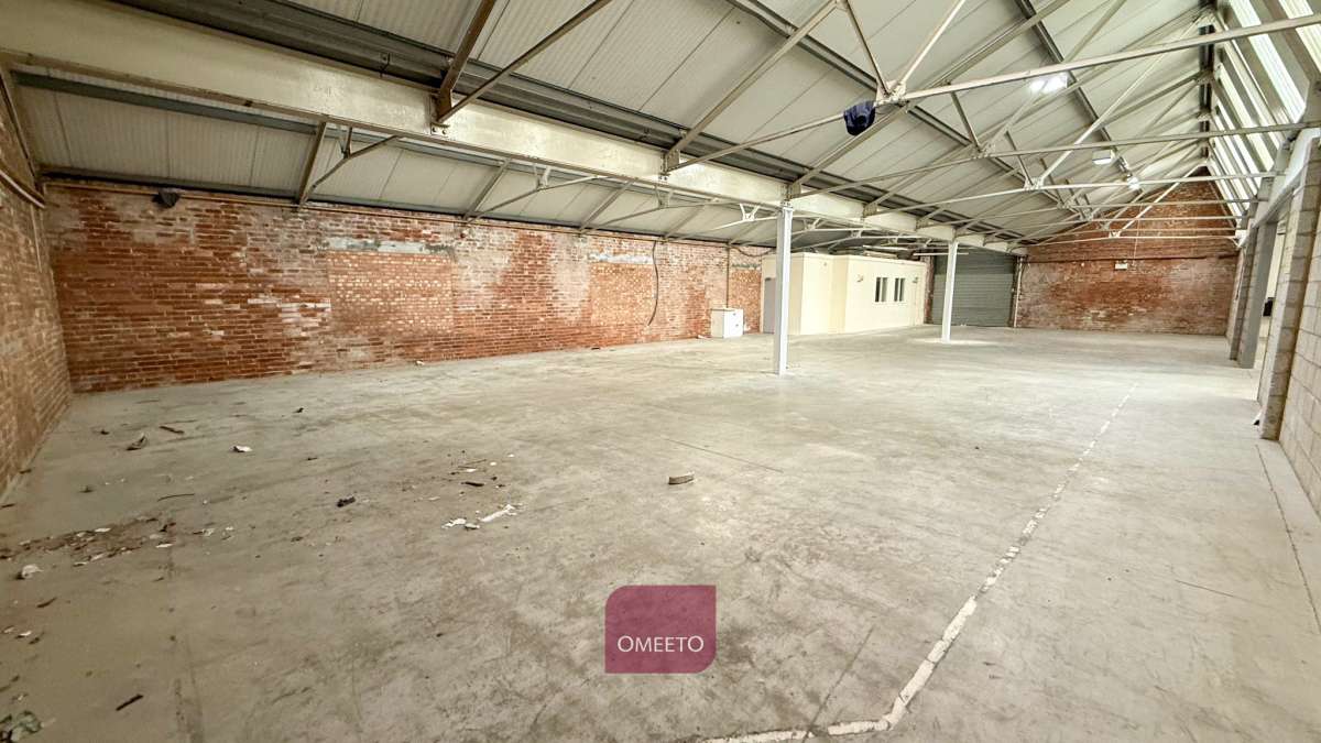 Retail/Shop in Ilkeston - photo 2