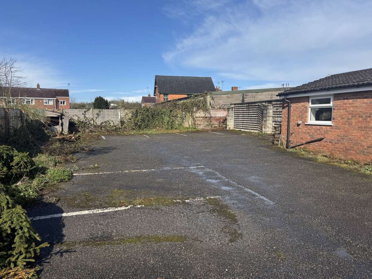 Retail/Shop in Rocester - photo 3