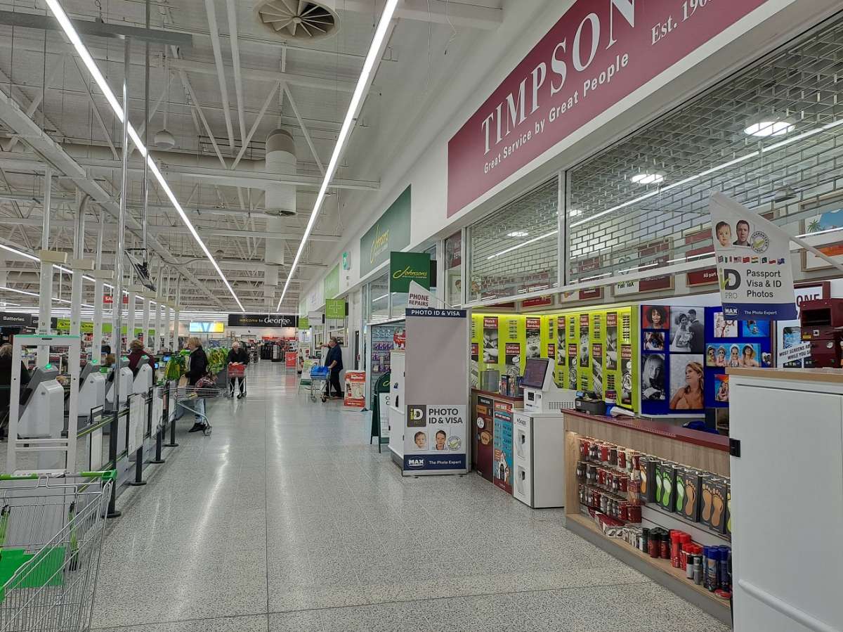 Retail/Shop in Corby - photo 3