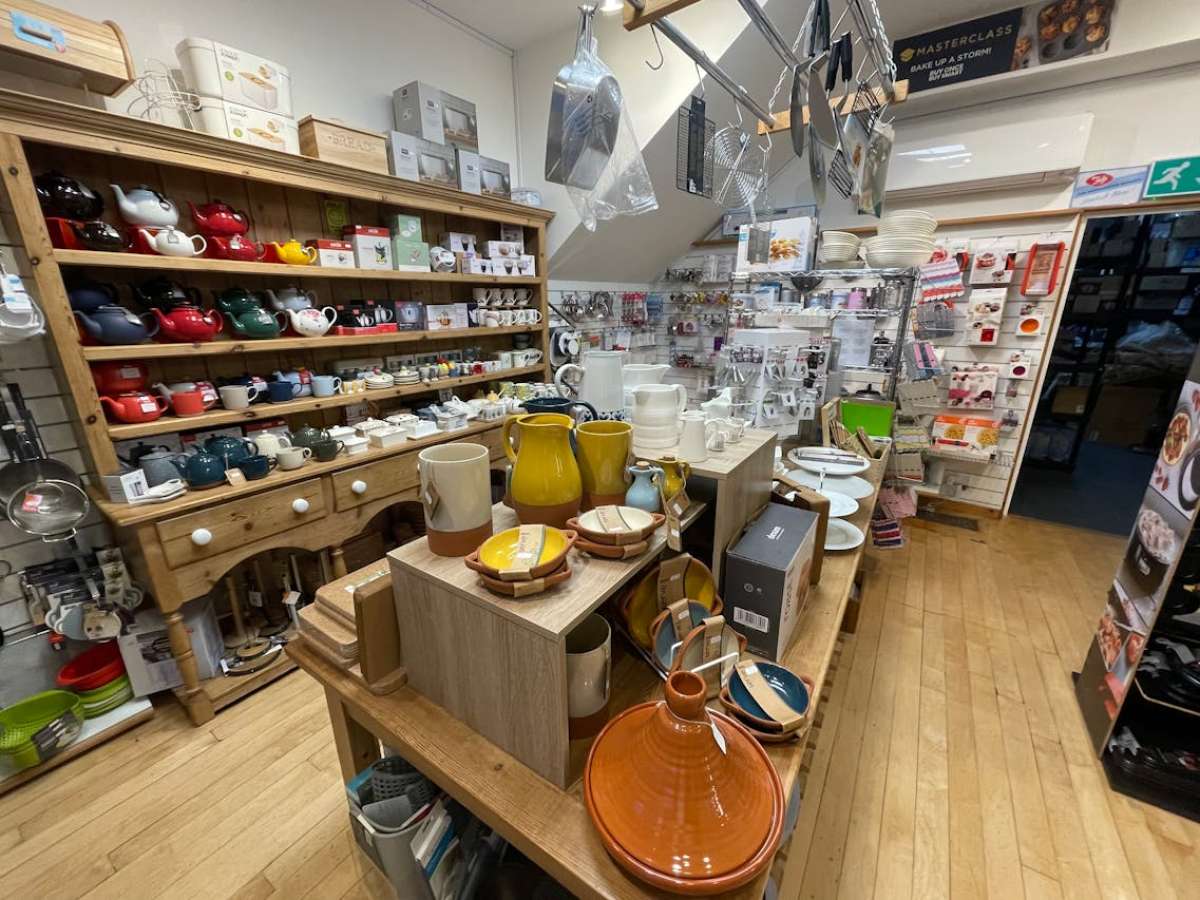 Retail/Shop in Wimborne - photo 3