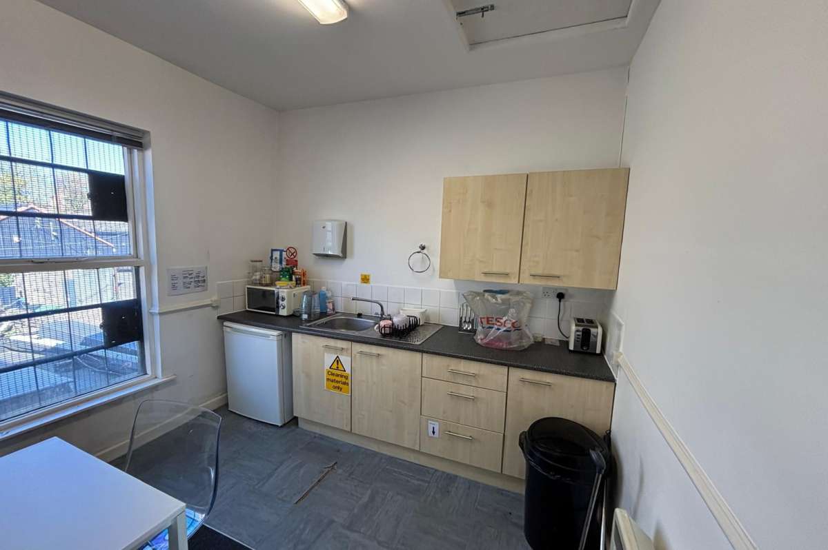 Retail/Shop in Lisburn - photo 4