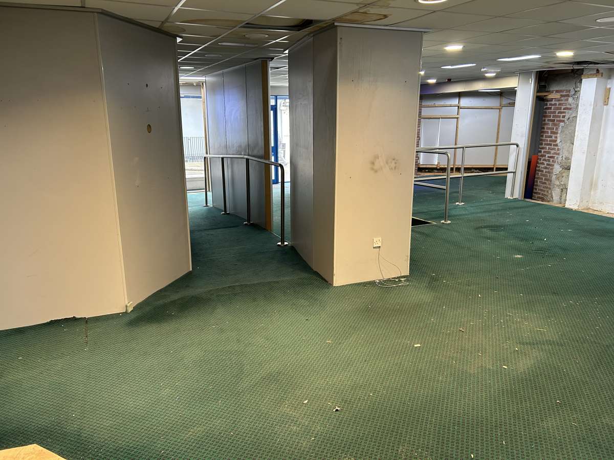 Retail/Shop in Helston - photo 3