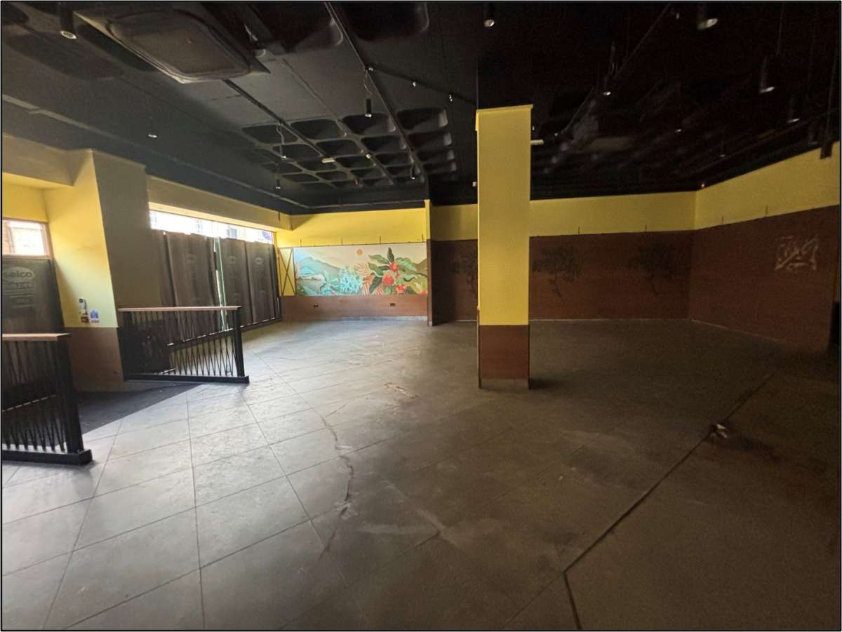 Retail/Shop in Cambridge - photo 3