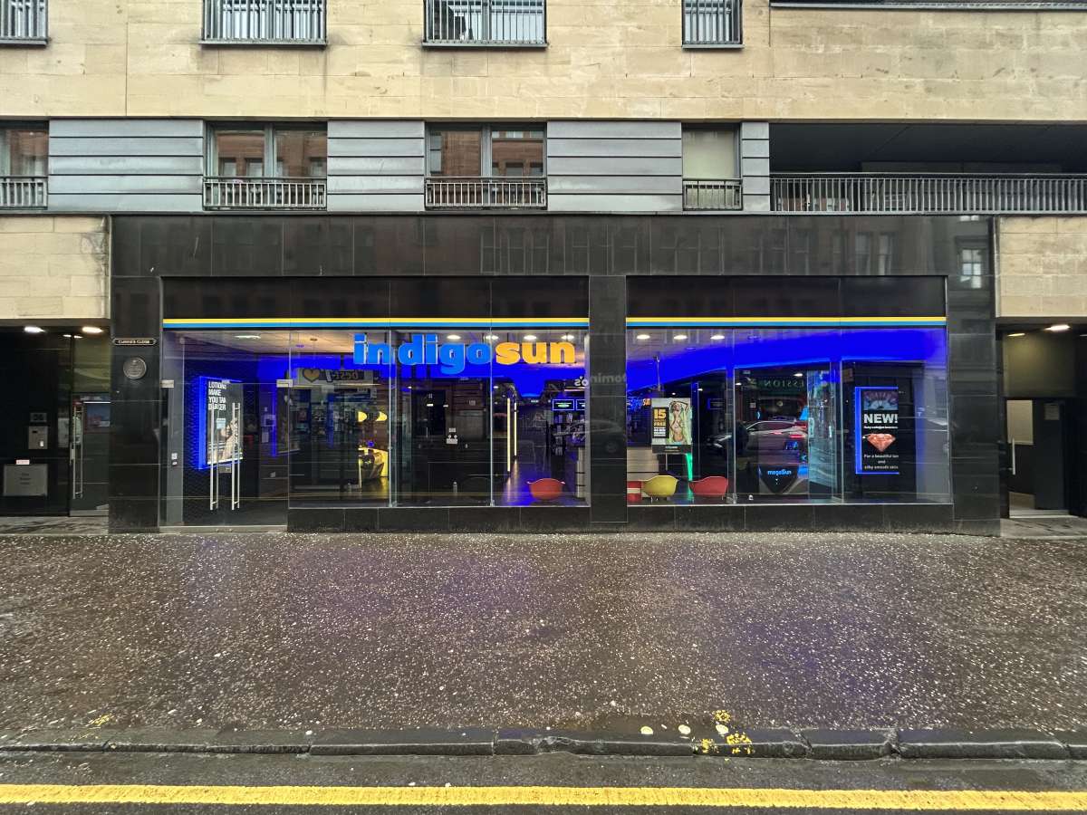 Retail/Shop in Glasgow - photo 3