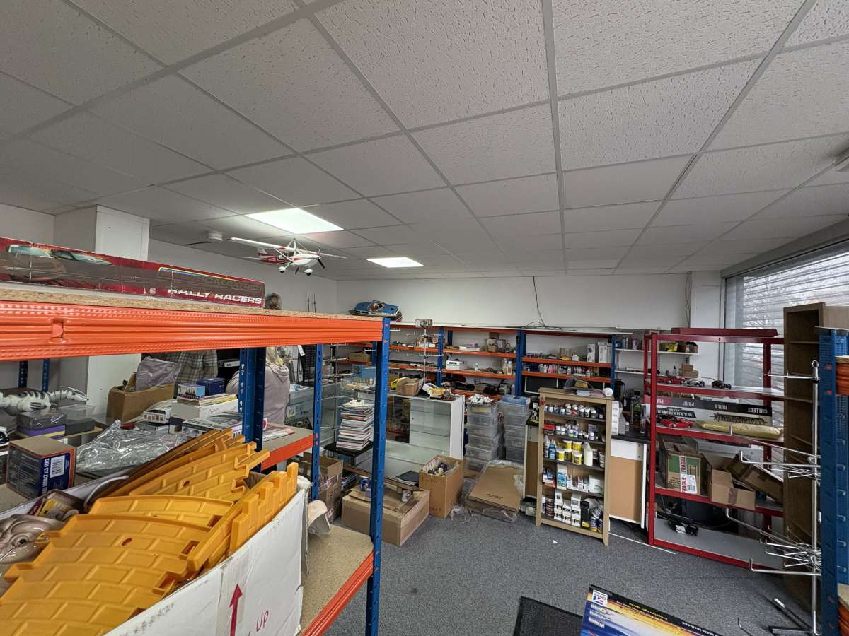 Retail/Shop in Drayton - photo 4