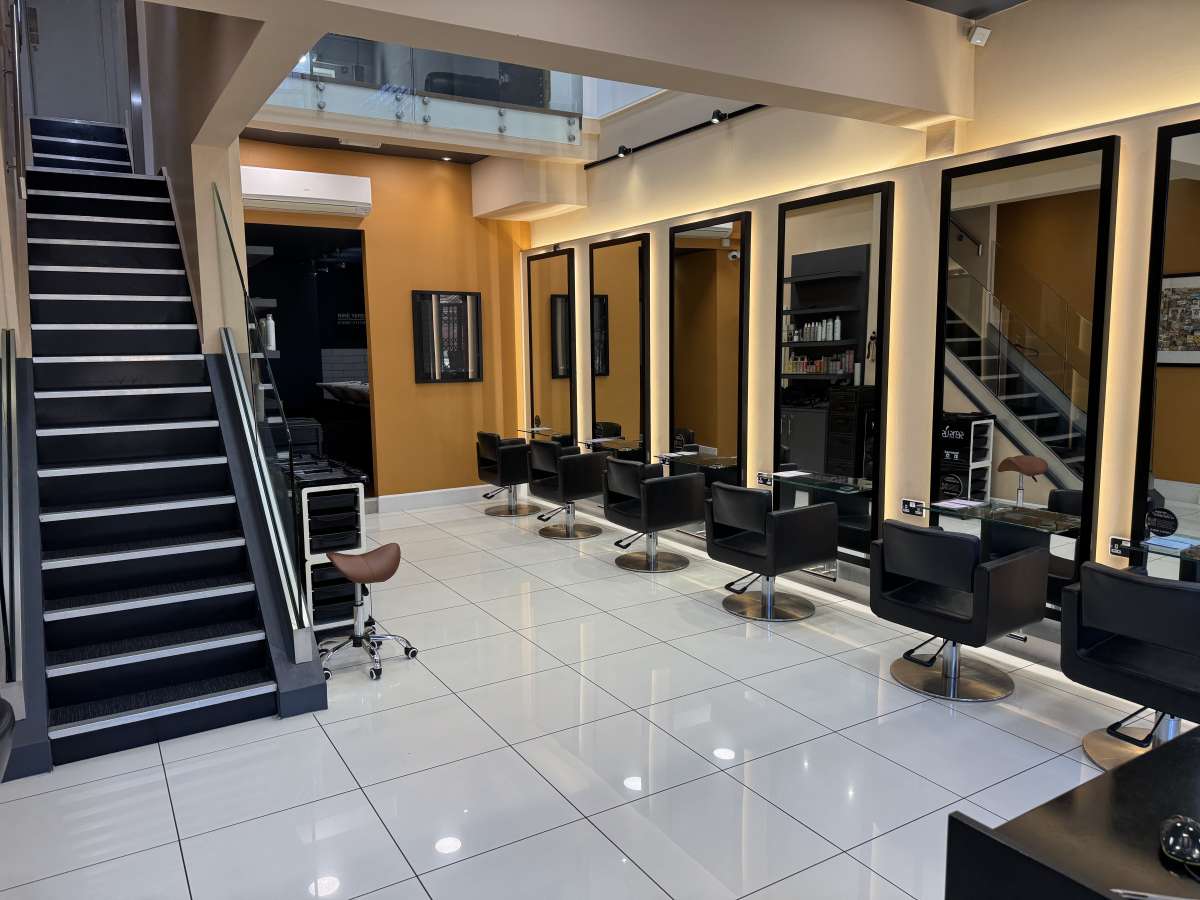 Retail/Shop in Leicester - photo 3