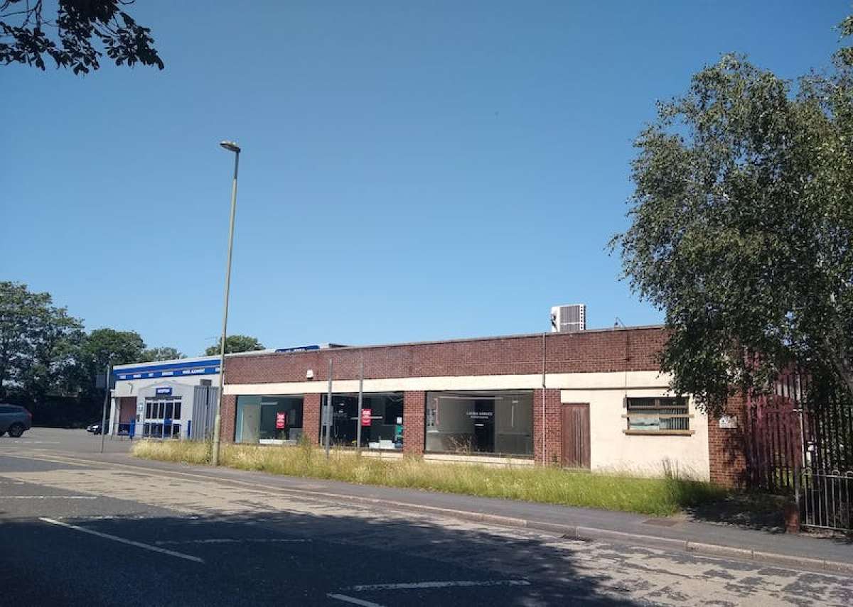 Retail/Shop in Camberley - photo 2