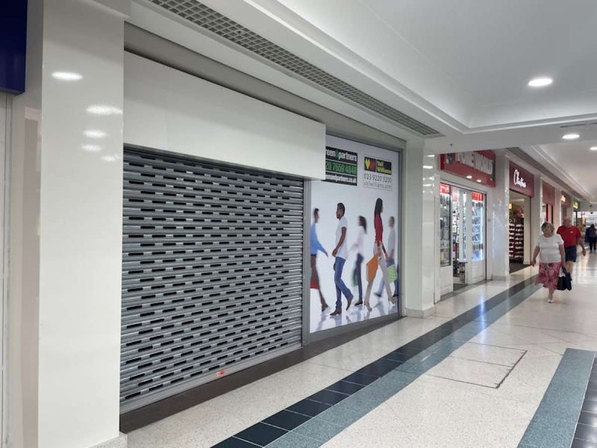 Retail/Shop in Fareham - photo 3