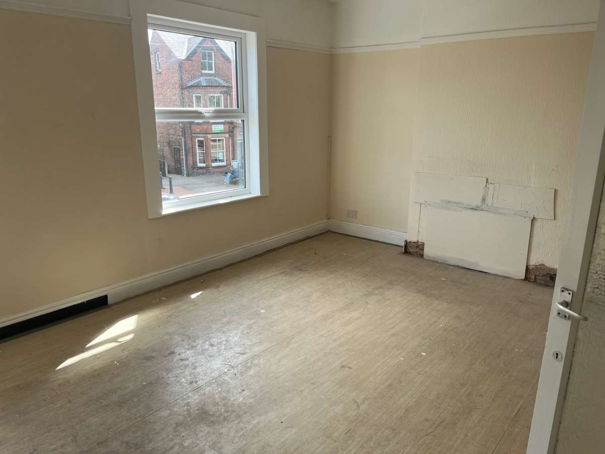 Retail/Shop in Nottingham - photo 4