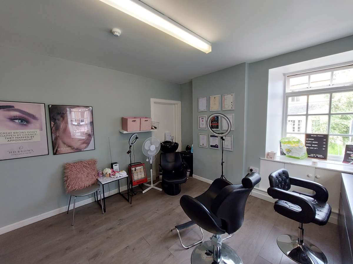 Retail/Shop in Kilmarnock - photo 2