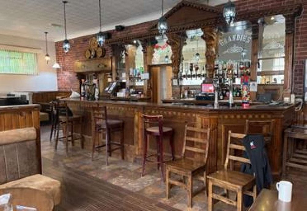 Retail/Shop in Hamilton - photo 2