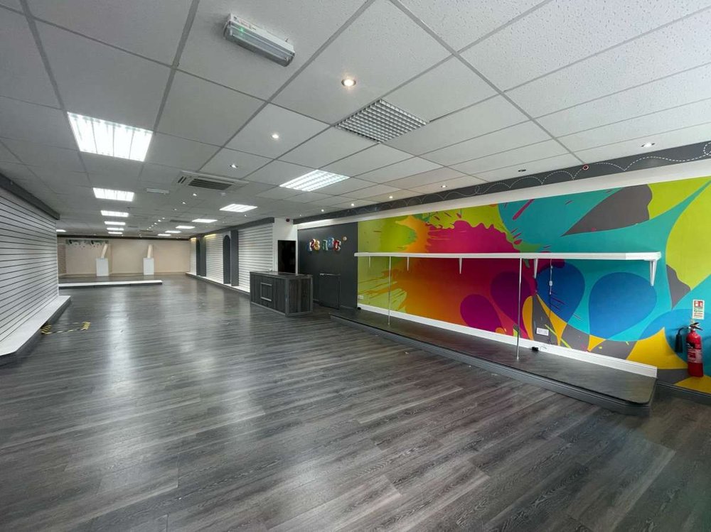 Retail/Shop in Kilmarnock - photo 4